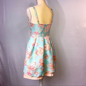 Hutch Dresses - Hutch Cressida Floral Dress Hutch Dresses - Hutch Cressida Floral Dress